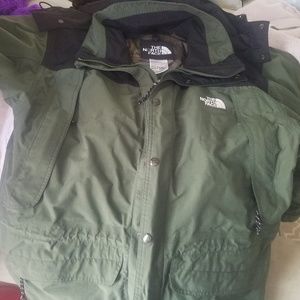 hunter green north face jacket